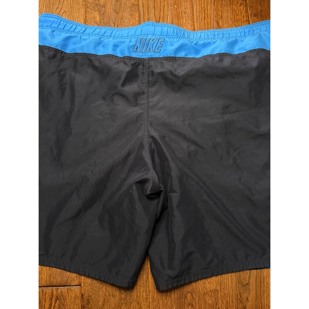 Nike Swim Trunks Mens XXL Navy Blue Neon Yellow Stripe Board Shorts Cargo Pocket - Picture 6 of 9
